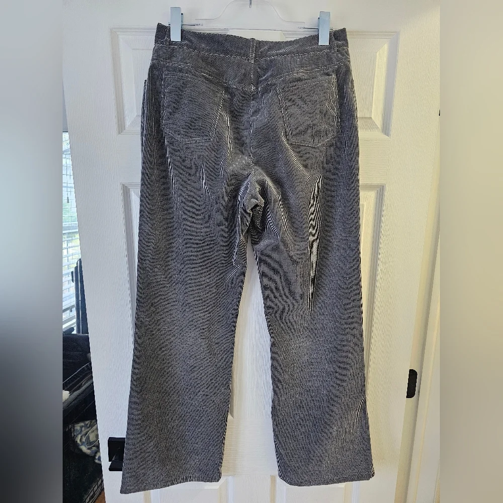 St. John Sport Gray Corduroy Ladies Jeans - Picture 2 of 5